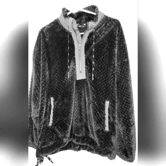 Ladies Fleece 1/2 Zip Pullover - Picture 1 of 2